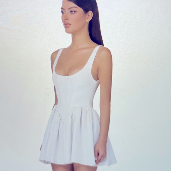 Adeirlina Dahlia Mini Dress - Picture 1 of 4